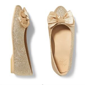 BRAND NEW TAHARI MARY BOWKNOT DESIGN ANKLE STRAP GLITTER EMBROIDERY SHOE